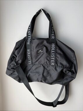 Hollister Black Lightweight Gym Duffle Bag Logo Strap Weekender Travel Bag